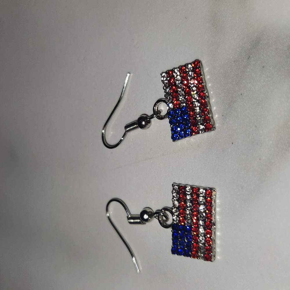 NEW! USA Flag squared drop earrings! Just in time for election!!